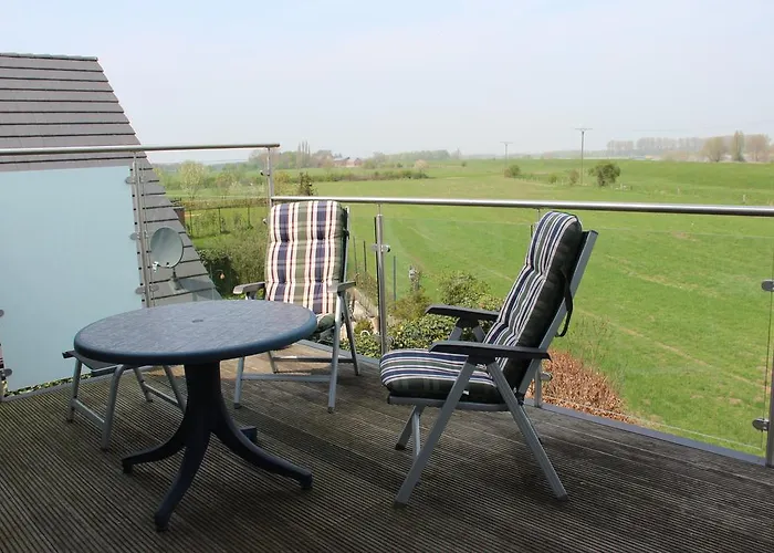 Bed & Breakfast Haus Rheinblick Grieth